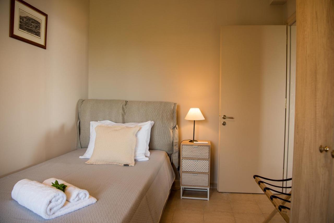Akrotiri Sea View Suites 외부 사진