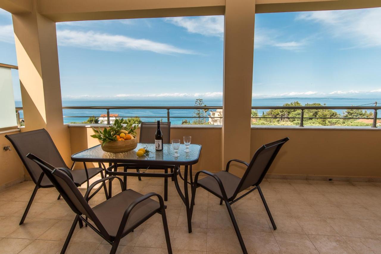 Akrotiri Sea View Suites 외부 사진