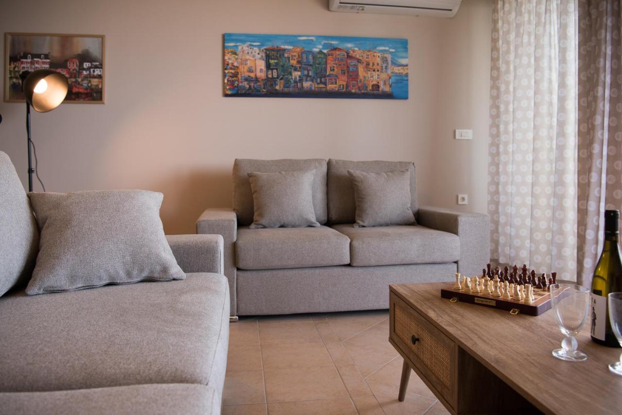 Akrotiri Sea View Suites 외부 사진