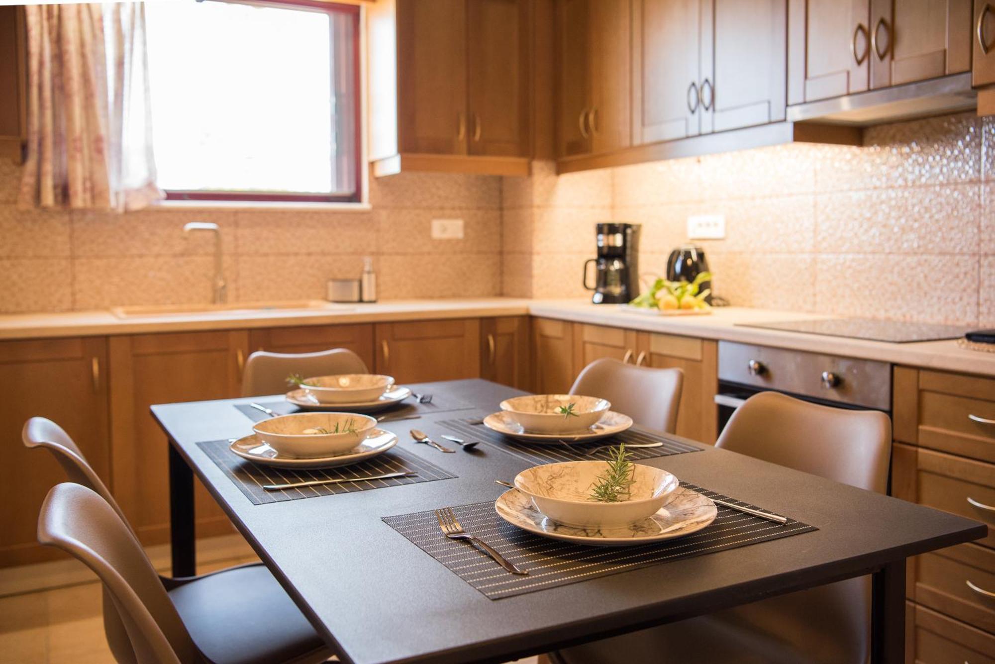Akrotiri Sea View Suites 외부 사진